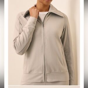 Like New Pact CloudKnit Jacket in Nickel, Size S